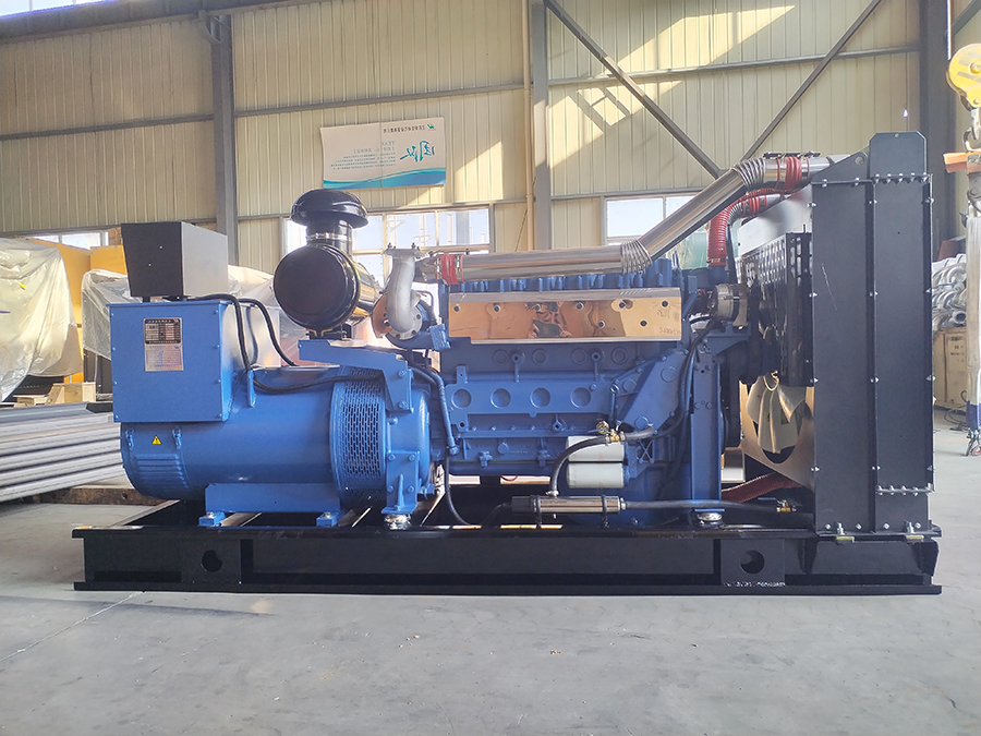 Z6COM尊龙运营
潍柴系列100KW*2，250KW*2,280KW,350KW共6台柴油发电机组发往西安